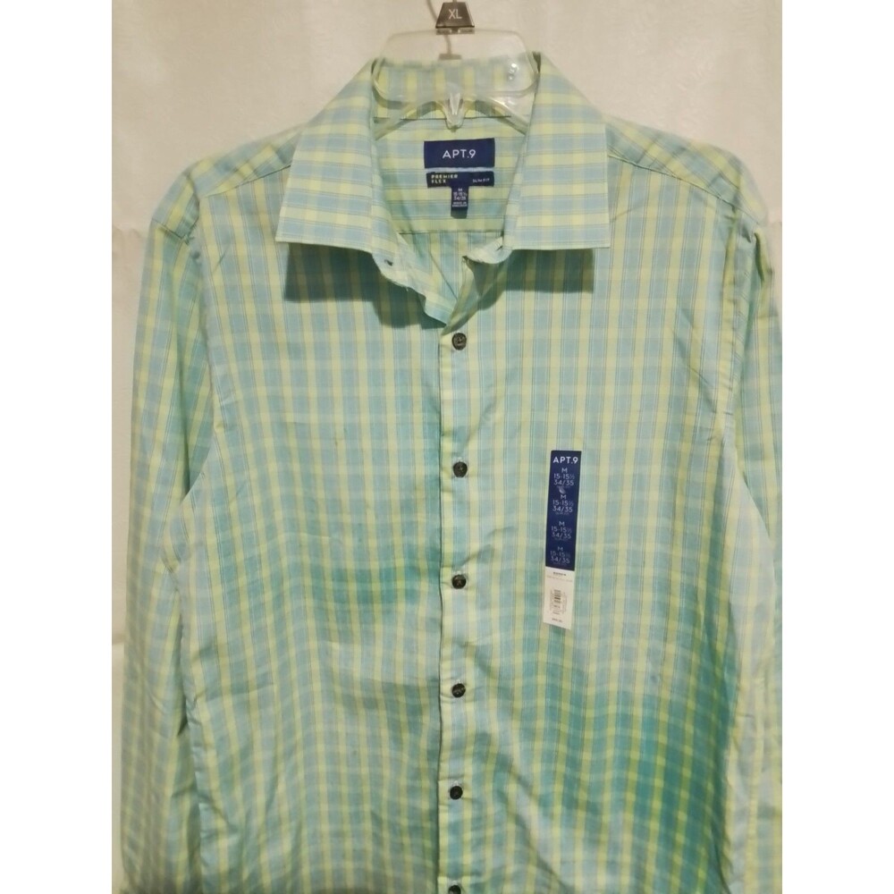 MEN'S APT 9 LONG SLEEVE DRESS SHIRT. SIZE MEDIUM. NEW!